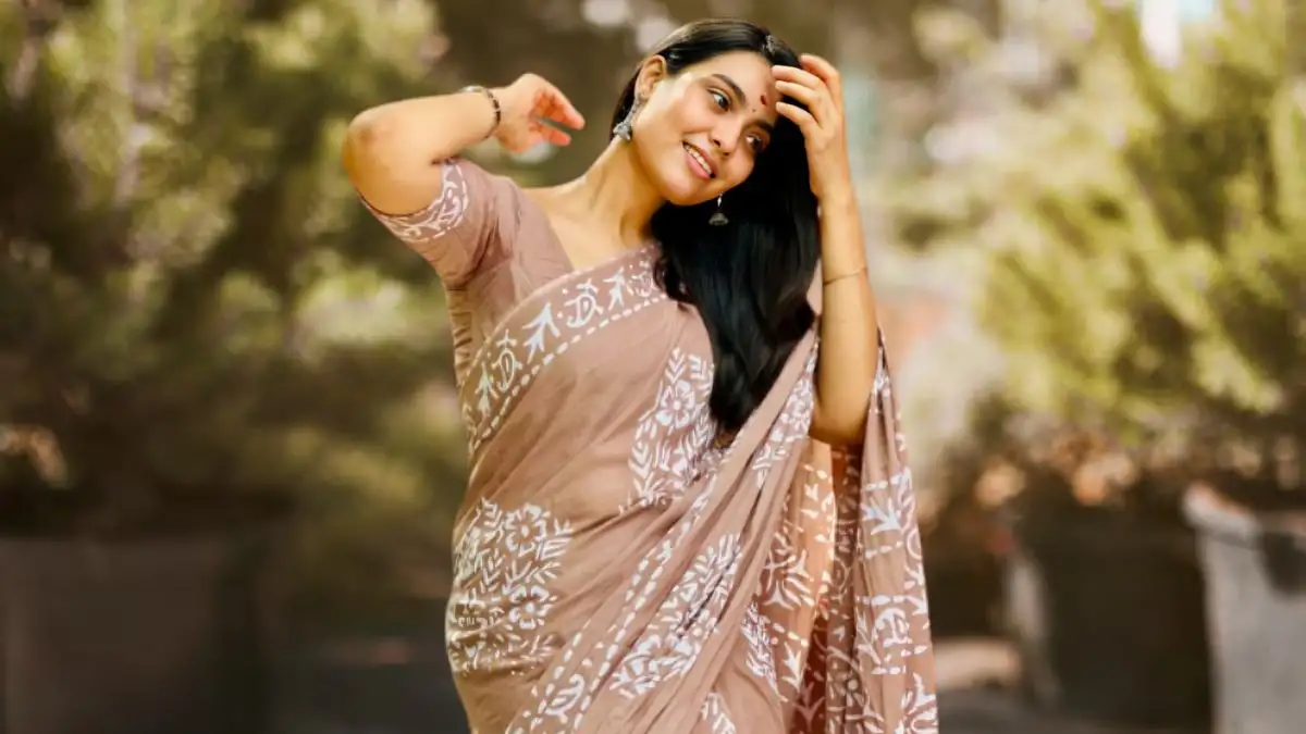 Who is Pavithra Janani? Bigg Boss Tamil 8 Contestant Wiki, Age, Bio, Height, and More